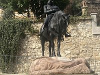 Spomenik sv. Jurja na Trgu Braće hrvatskog zmaja